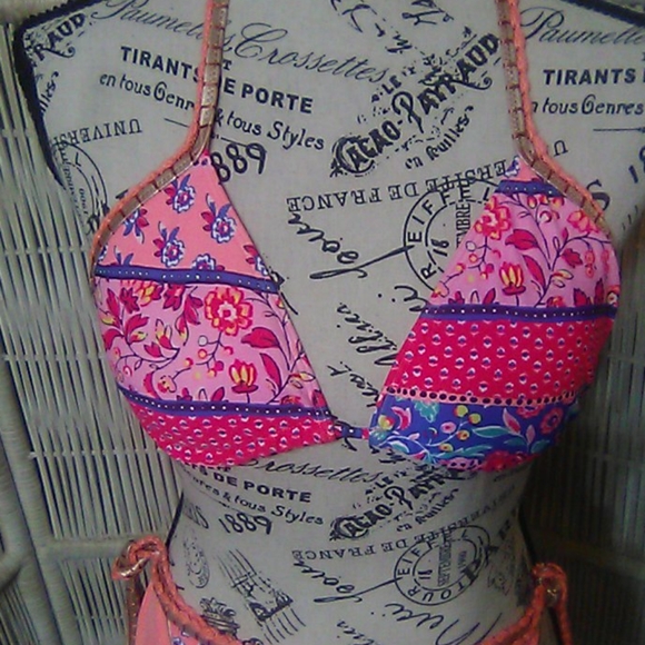 Aerie swimsuit - Picture 4 of 7